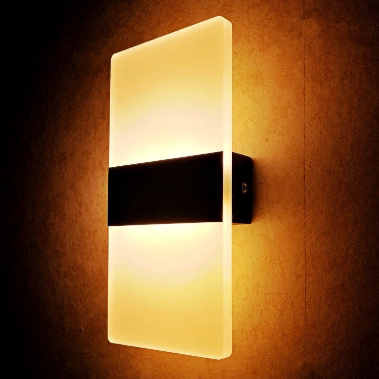 Lampara de pared con Sensor de Movimiento y Carga USB